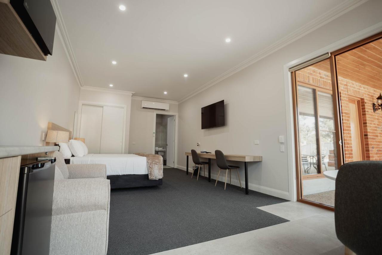 Red Waratah Accommodation Bendigo Bagian luar foto
