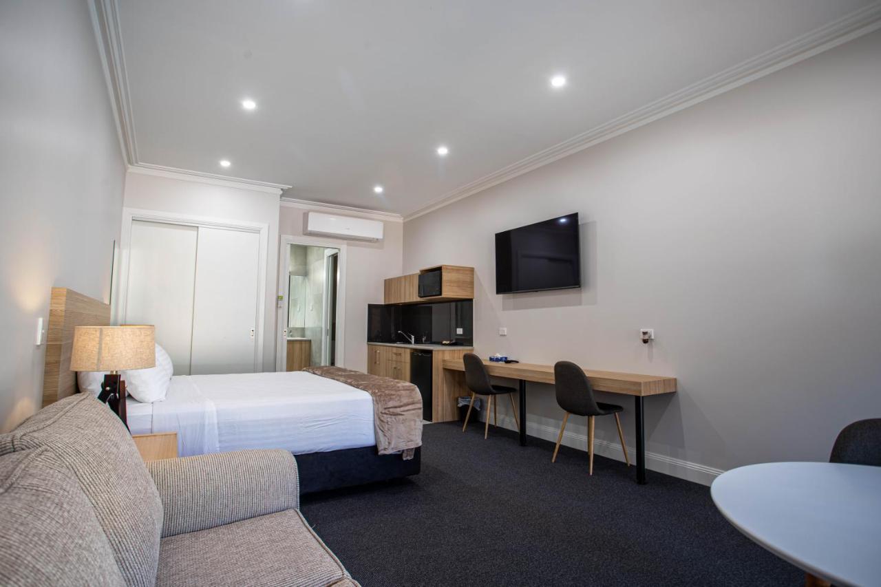 Red Waratah Accommodation Bendigo Bagian luar foto